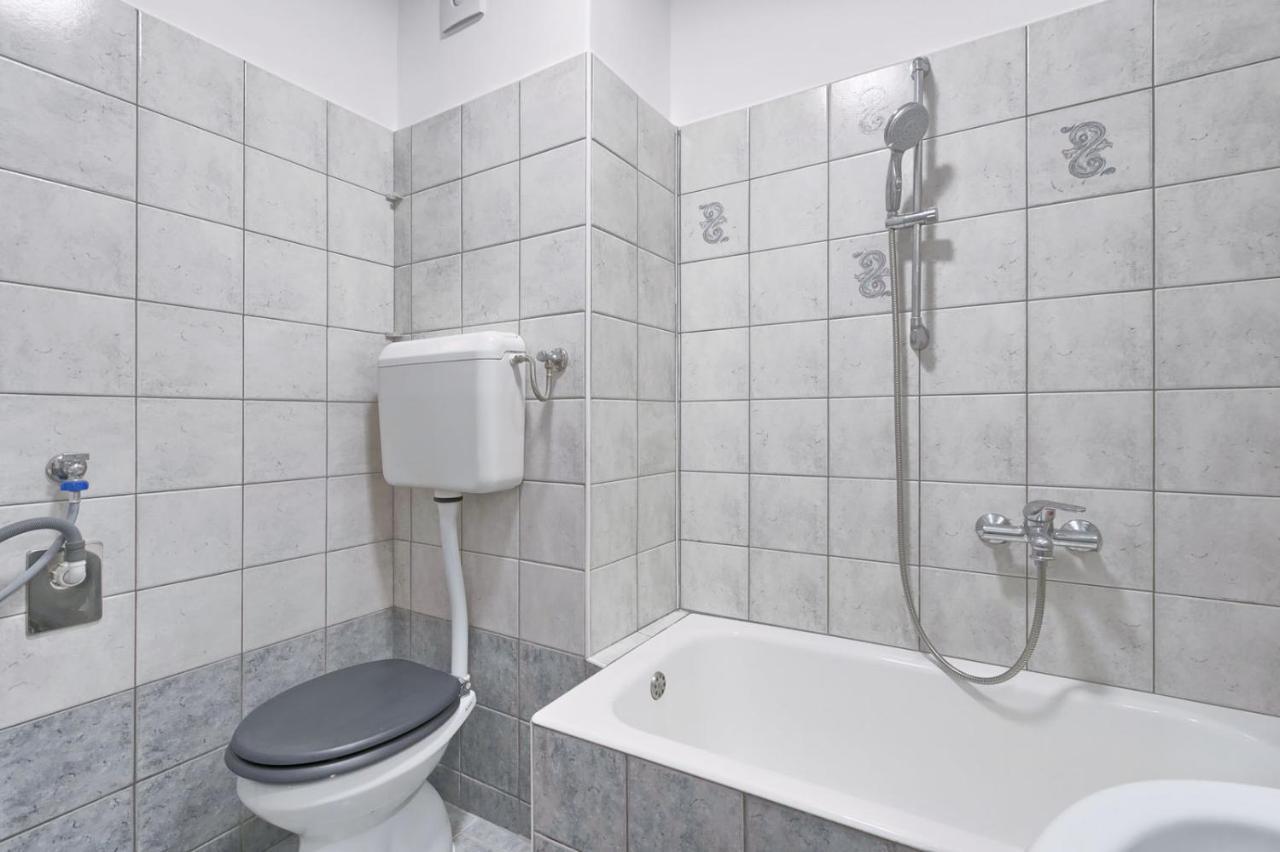 Modern Oasis Apartment Πούλα Εξωτερικό φωτογραφία