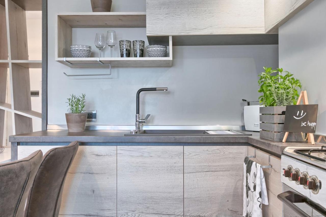 Modern Oasis Apartment Πούλα Εξωτερικό φωτογραφία